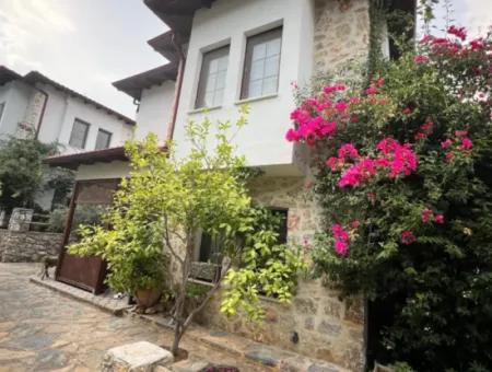 Holiday House For Sale In Akçapınar